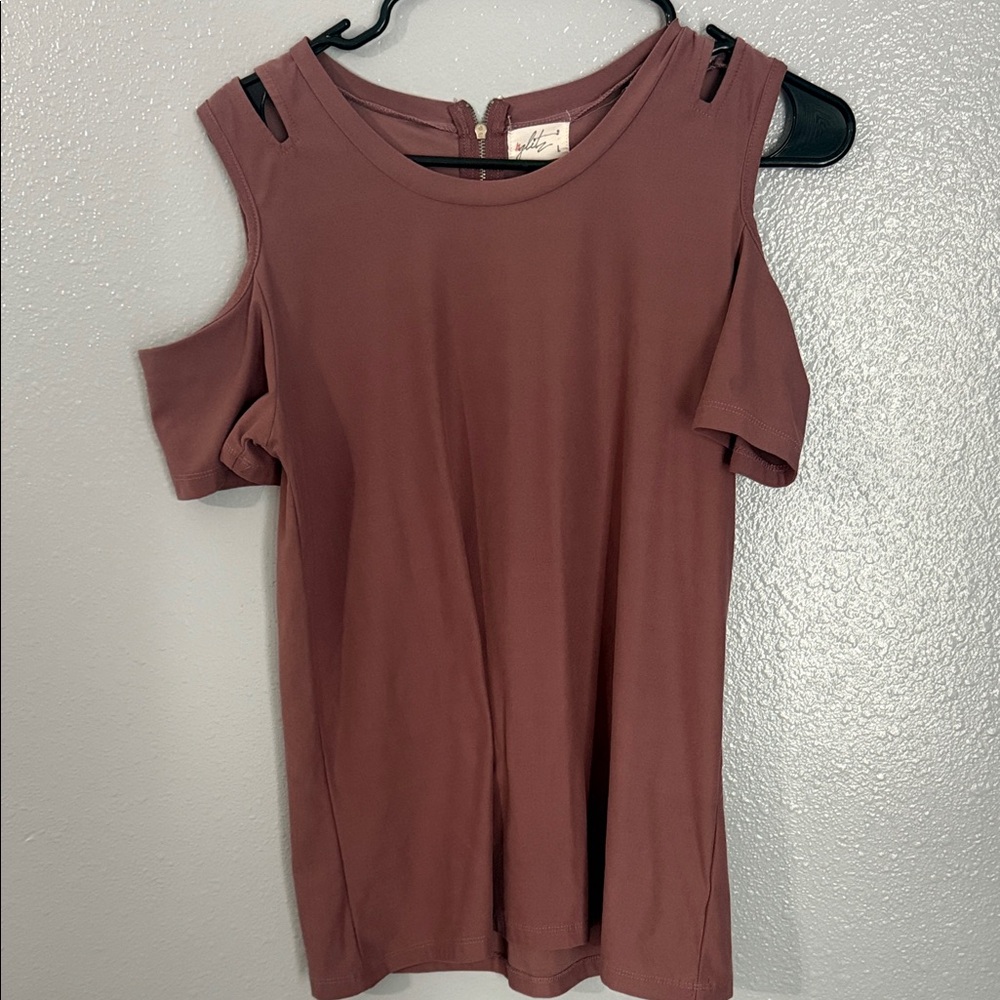 Glitz Cold Shoulder Top - Mauve